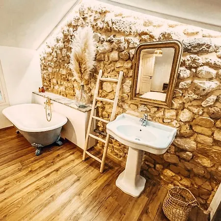 Dans Un Domaine - La Belle Epoque- Uzes - 6 Personnes Villa Baron (Gard)