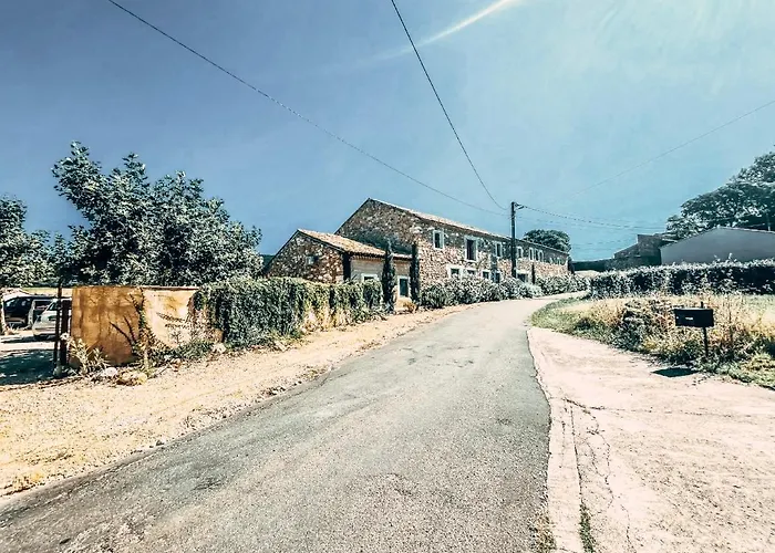 Dans Un Domaine - La Belle Epoque- Uzes - 6 Personnes Villa *